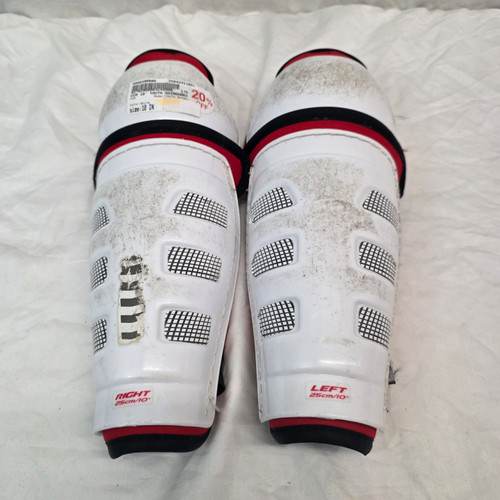 Vist Large View of Product Image Which is Used CCM YOUTH SHINGUARDS Youth Shin Guards White 10"