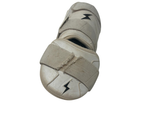 Vist Large View of Product Image Which is Used BRUCE BOLT Junior Baseball & Softball Shin/Foot Protector White Batters Leg Guard for RHB 11731-S000137628