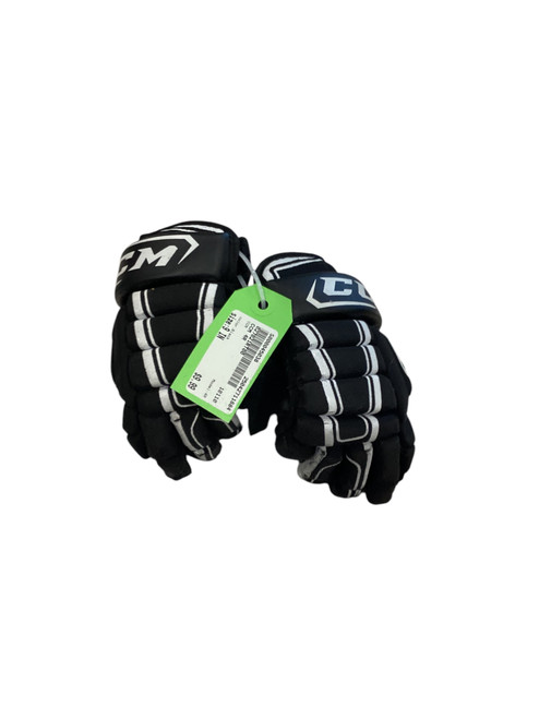 Vist Large View of Product Image Which is Used CCM 4R Youth Gloves Black 9"
