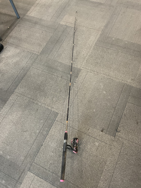 Vist Large View of Product Image Which is Used Shakespeare UGLY STICK LADY FISHING REEL Rod and Reel Combo 11614-S000212221