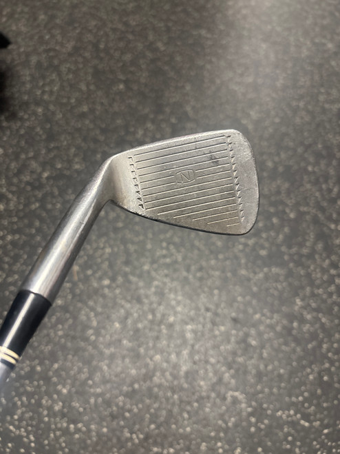 Vist Large View of Product Image Which is Used BLACK WIDOW Mens Putter RH