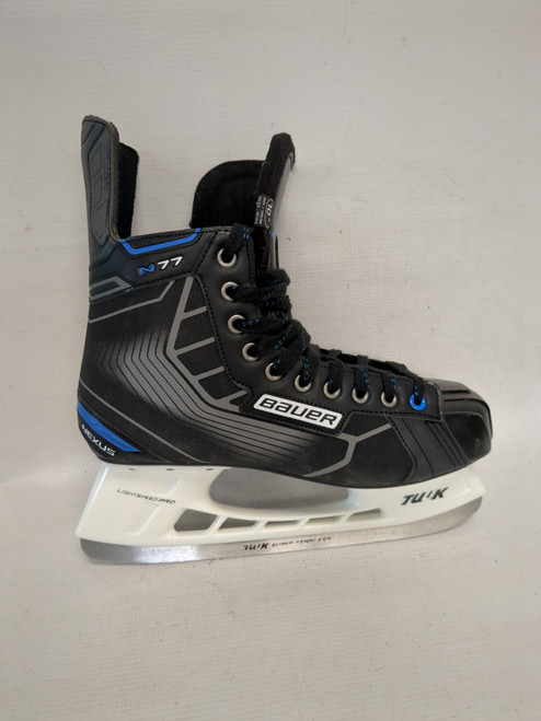 Vist Large View of Product Image Which is Used Bauer N77 Senior Hockey Skate Senior 10 11821-S000024859