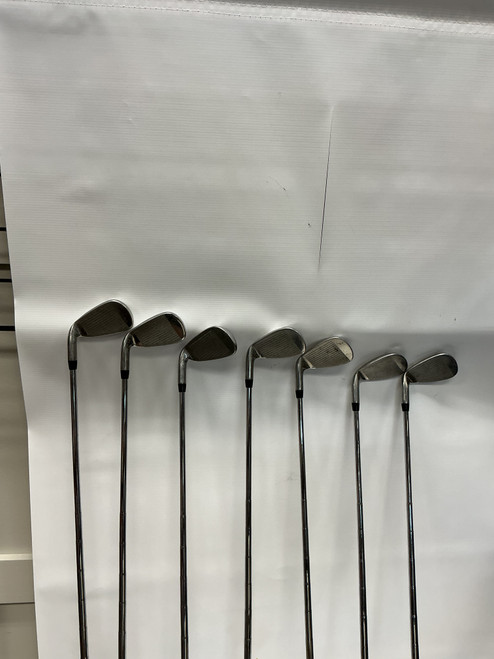 Vist Large View of Product Image Which is Used Tour Edge BAZOOKA 360 Mens Iron Set RH 5I-SW 11892-S000012508
