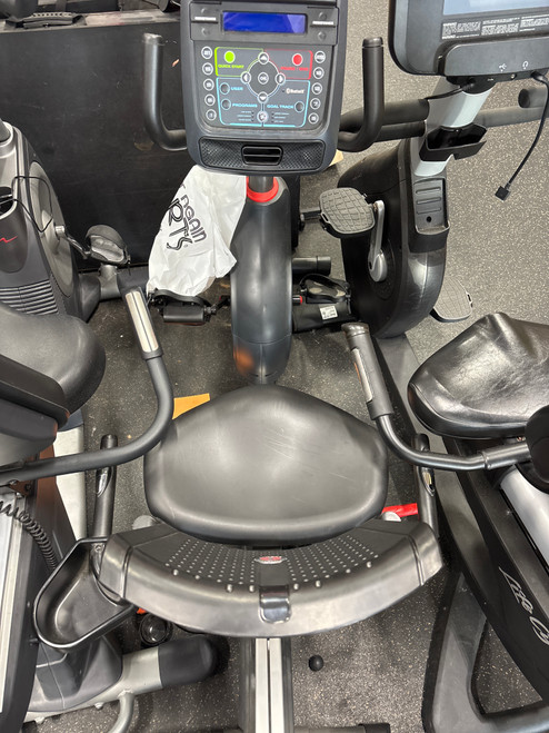 Used Schwinn 270 Recumbent Bike 11337-S000458905 Vist Large View of Product Image Which is Used Schwinn 270 Recumbent Bike