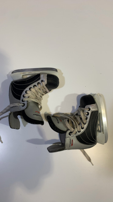Used CANADIEN C45 SZ 9 YTH Youth Hockey Skate Youth 09.0 11615-S000266045