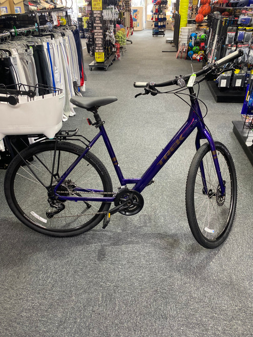 Vist Large View of Product Image Which is Used Trek VERVE 3 Mountain Bike Womens Navy Blue 43-47cm - 17-18" - MD Frame 11602-C000106329