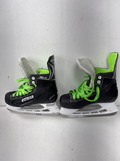 Vist Large View of Product Image Which is Used Bauer XLS Intermediate Hockey Skate Intermediate 4.0