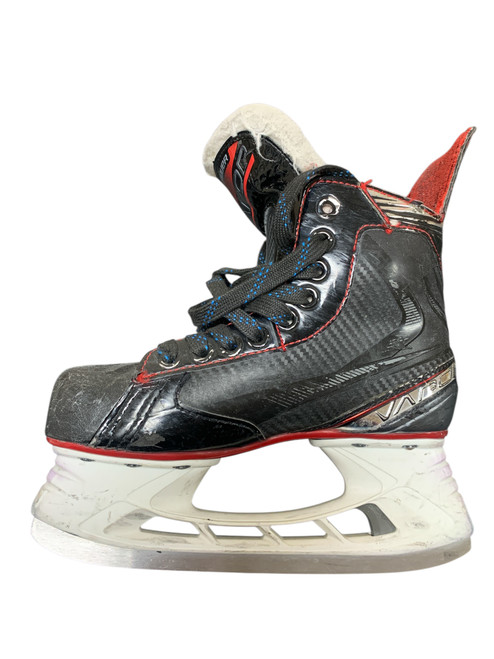 Vist Large View of Product Image Which is Used Bauer VAPOR Junior Hockey Skate Junior 03