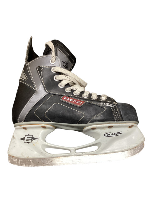 Vist Large View of Product Image Which is Used Easton SYSO Junior Hockey Skate Junior 04