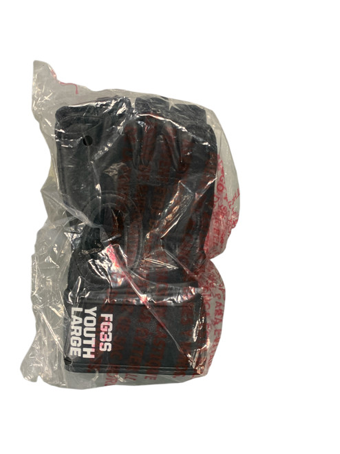 Vist Large View of Product Image Which is Used Martial Arts Gloves Black MD