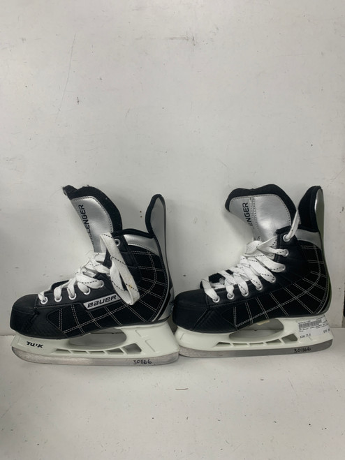 Used Bauer CHALLENGER Intermediate Hockey Skate Intermediate 5.0 11891-S000301166
