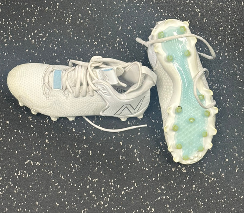 Vist Large View of Product Image Which is Used New Balance LAX Cleats Womens White Senior 5.5 11849-S000027263