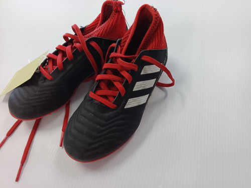 Vist Large View of Product Image Which is Used Adidas Soccer Indoor Shoes Black Youth 13.0