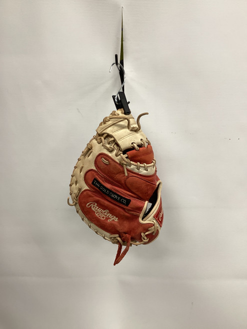 Vist Large View of Product Image Which is Used Rawlings GAMER XLE BB/SB Catchers RH Throw Red 32" 11851-S000031189