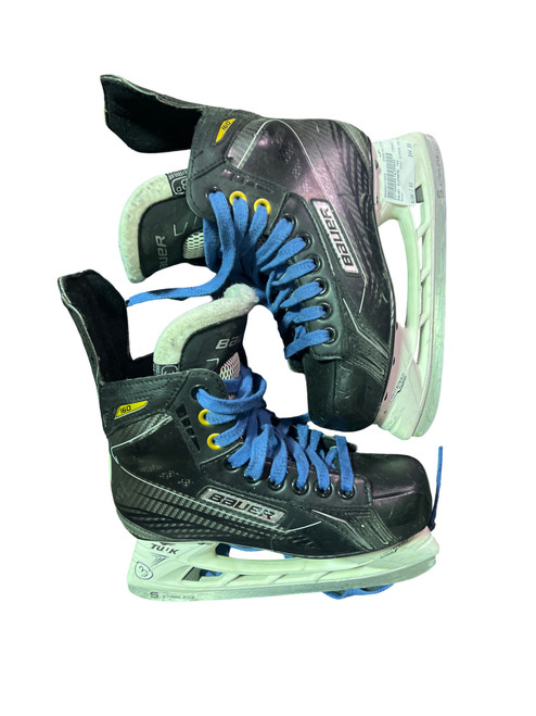Vist Large View of Product Image Which is Used Bauer SUPREME 160 Junior Hockey Skate Junior 03 11724-S000211640
