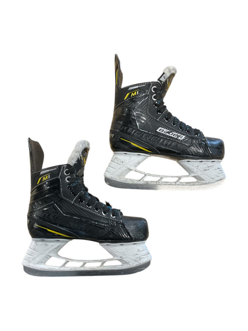 Vist Large View of Product Image Which is Used Bauer M1 Junior Hockey Skate Junior 03 11512-S000221513