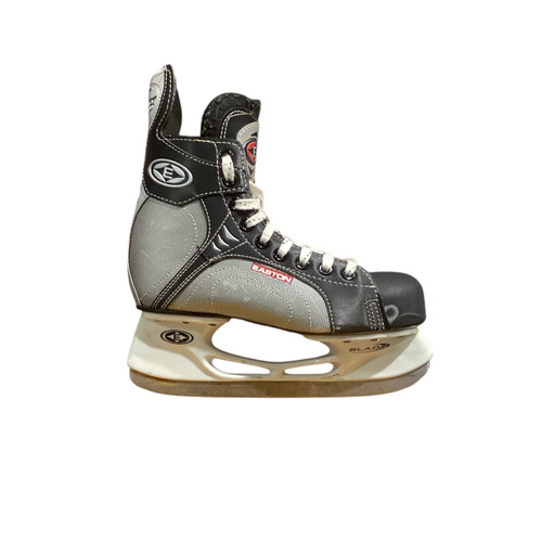 Vist Large View of Product Image Which is Used Easton SYNERGY 100 Intermediate Hockey Skate Intermediate 5.0 11776-S000382962