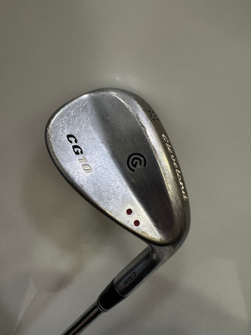 Used Cleveland CG 10 Golf Wedge Mens RH 52 Degree 11615-S000266379