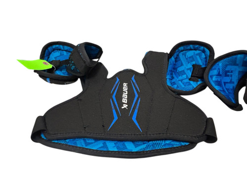 Vist Large View of Product Image Which is Used Bauer VAPOR VOLT Youth Shoulder Pads MD 3'5" - 3'11" / 40-53lb