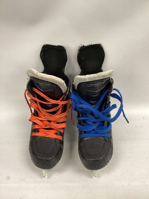 Vist Large View of Product Image Which is Used CCM TACKS 9050 Junior Hockey Skate Junior 02.5 11851-S000031520