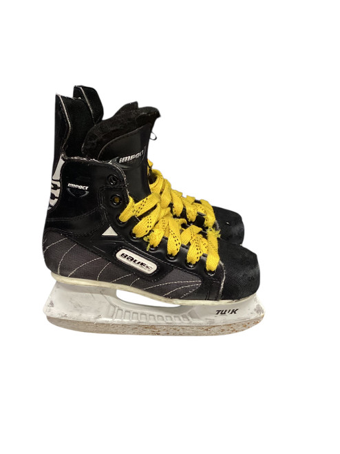 Vist Large View of Product Image Which is Used Bauer IMPACT 200 Junior Hockey Skate Junior 01 11816-S000267383