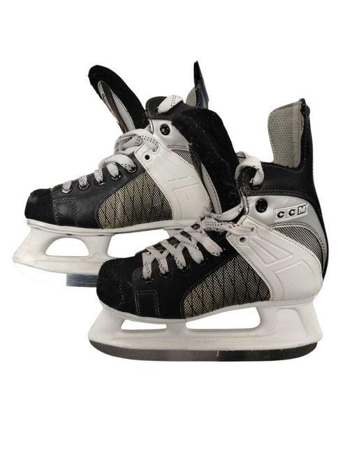 Vist Large View of Product Image Which is Used CCM POWERLINE 600 Junior Hockey Skate Junior 01 11866-S000023847