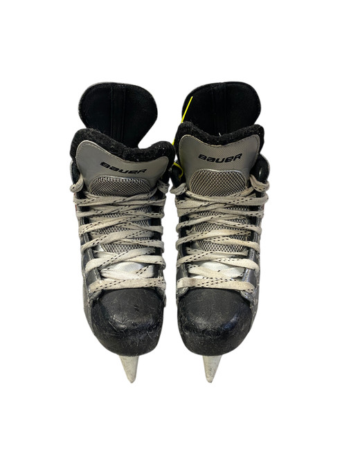 Vist Large View of Product Image Which is Used Bauer VAPOR X20 Junior Hockey Skate Junior 01 11706-S000352681
