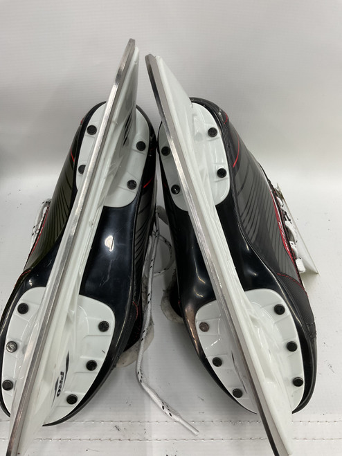 Vist Large View of Product Image Which is Used CCM JETSPEED 250 Junior Hockey Skate Junior 03