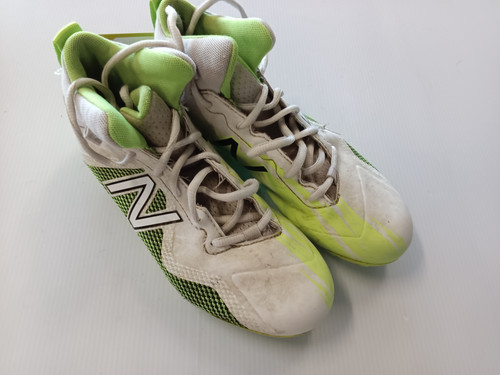 Used New Balance LAX Cleats Boys White Junior 04 11779-S000195531
