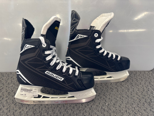 Vist Large View of Product Image Which is Used Bauer SUPREME S140 Junior Hockey Skate Junior 05
