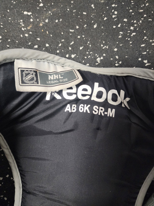 Vist Large View of Product Image Which is Used Reebok AB6K Senior Shoulder Pads Body ArmourMD