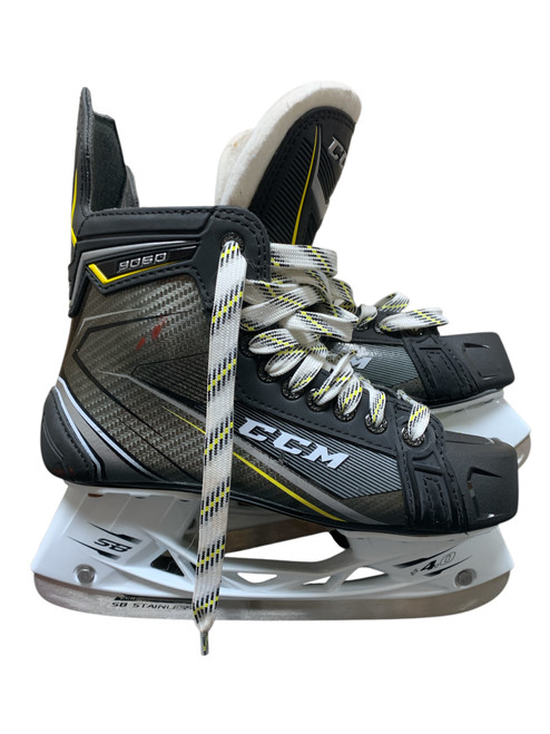 Vist Large View of Product Image Which is Used CCM 9060 TACKS SIZE 12 Senior Hockey Skate Senior 6