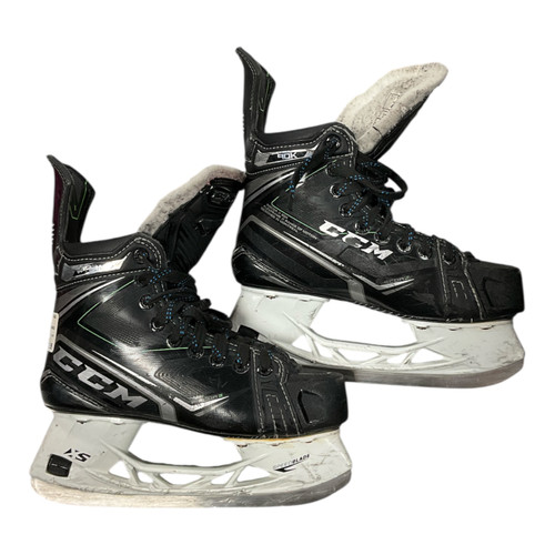 Used CCM RIBCORE 90K Junior Hockey Skate Junior 04 11362-S000159976