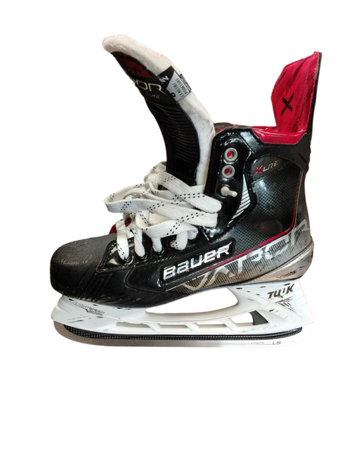 Vist Large View of Product Image Which is Used Bauer VAPOR XLITE Senior Hockey Skate Senior 8