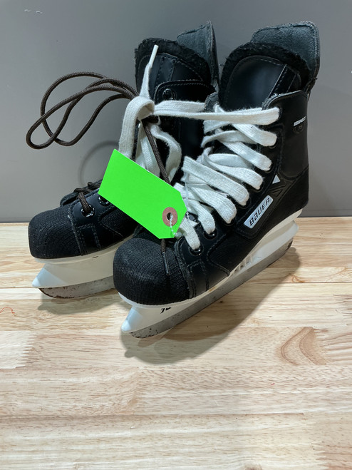 Vist Large View of Product Image Which is Used Bauer IMPACT 75 Junior Hockey Skate Junior 01