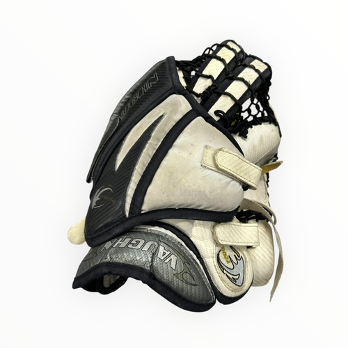Vist Large View of Product Image Which is Used Vaughn VELOCITY T200 Junior Goalie Catcher White