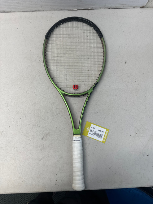 Vist Large View of Product Image Which is Used Wilson BLADE V8 PRO Adult Tennis Racquet Green Unknown 11835-S000194457