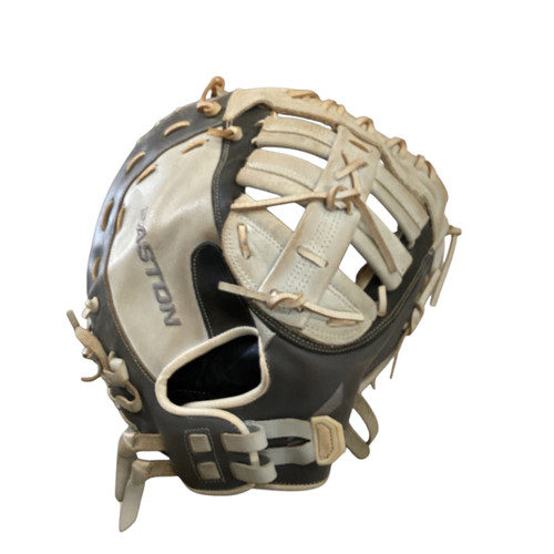 Used Easton GHOST SOFTBALL SERIES BB/SB First Base RH Throw Grey And White 13" 11760-S000076027