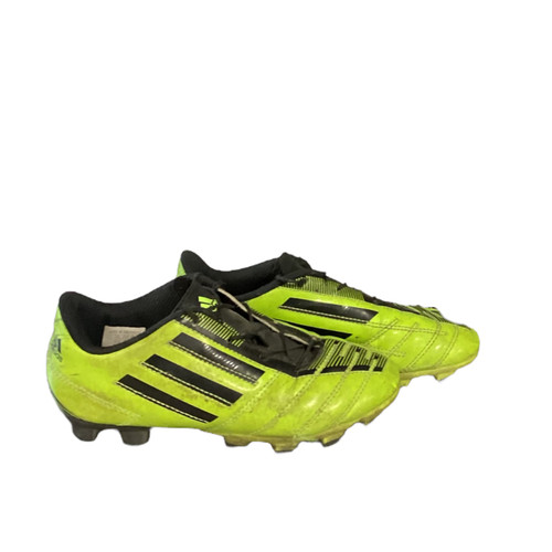 Vist Large View of Product Image Which is Used Adidas Soccer Cleats None Junior 01