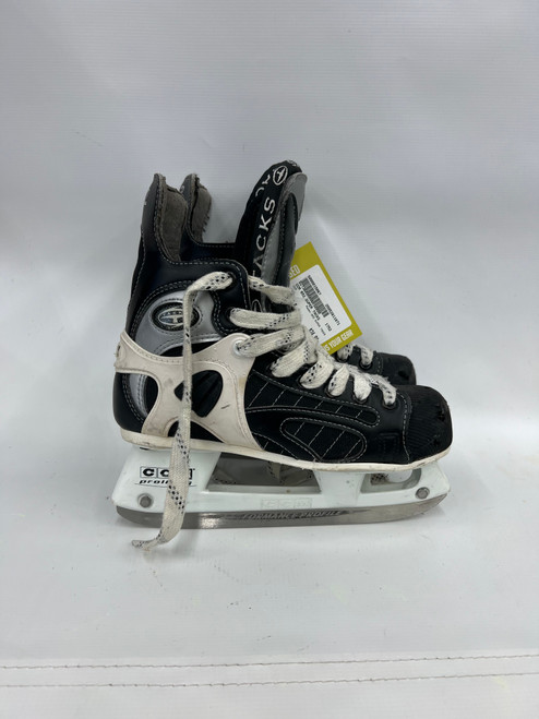 Vist Large View of Product Image Which is Used CCM 652 SUPER TACKS Senior Hockey Skate Senior 5