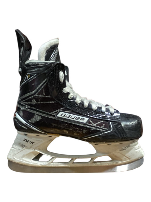 Vist Large View of Product Image Which is Used Bauer 1S Intermediate Hockey Skate Intermediate 5.5