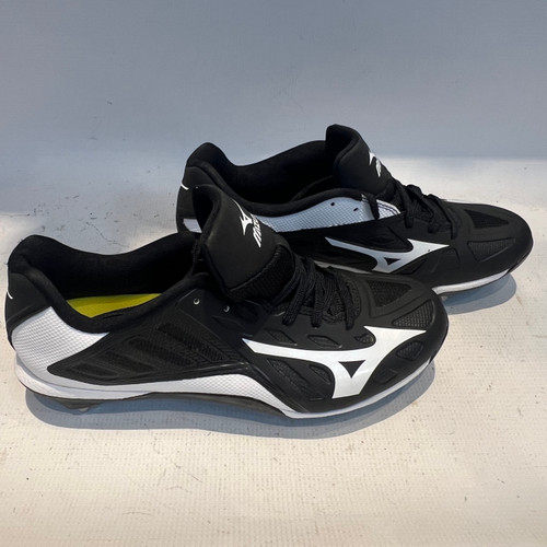 Used Mizuno BLACK BB/SB Cleats Black Senior 8 11878-S000019886
