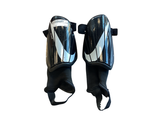Vist Large View of Product Image Which is Used Nike Soccer Shin Guards Adult Black LG