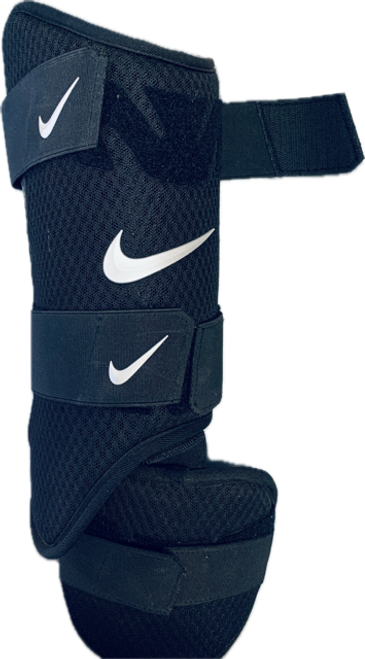 Vist Large View of Product Image Which is Used Nike SHIN GUARD Field Equipment