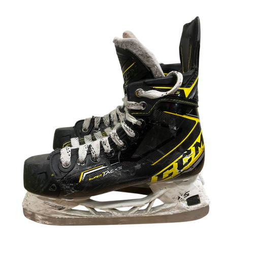 Vist Large View of Product Image Which is Used CCM AS3 PRO SUPER TACKS Intermediate Hockey Skate Intermediate 5.0 11813-S000325426