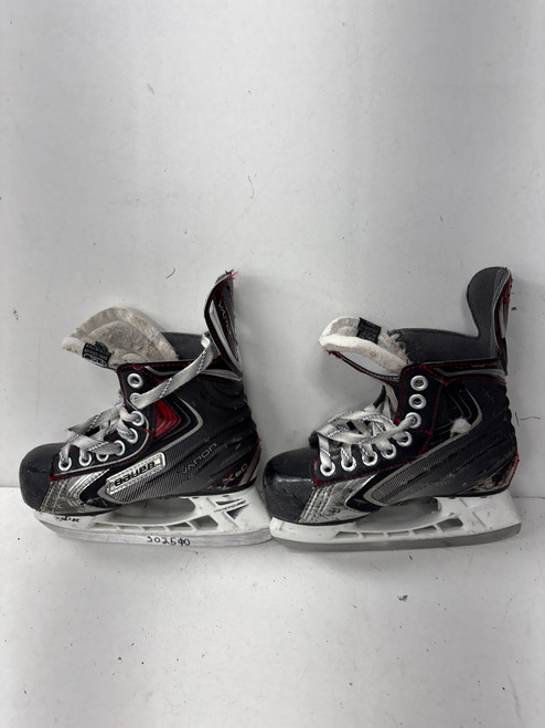 Vist Large View of Product Image Which is Used Bauer VAPOR X60 Youth Hockey Skate Youth 12.0 11891-S000302510