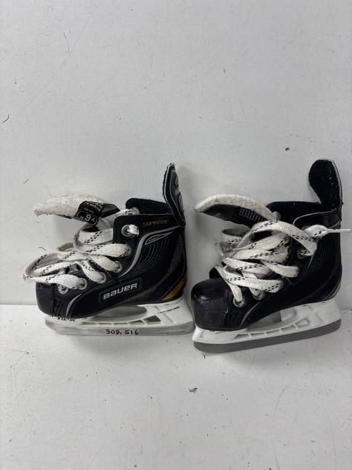 Vist Large View of Product Image Which is Used Bauer SUPREME ONE20 Youth Hockey Skate Youth 06.0 11891-S000302516