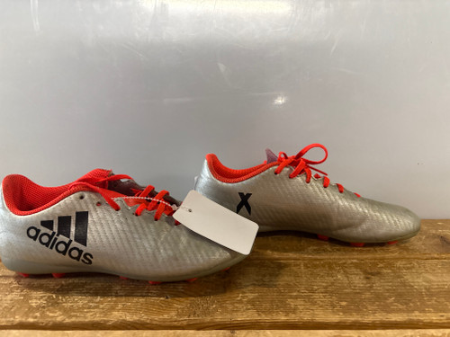 Vist Large View of Product Image Which is Used Adidas Soccer Cleats None Junior 03