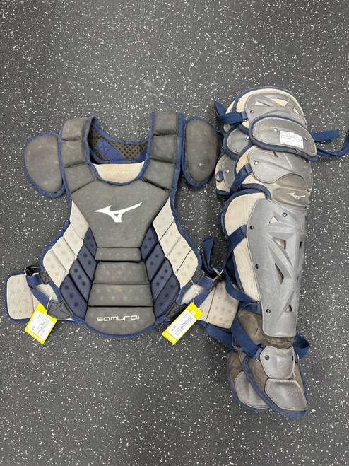 Used Mizuno SAMURAI CP/LG Catchers Helmet w/Mask Navy Blue LG 10558-S000236276