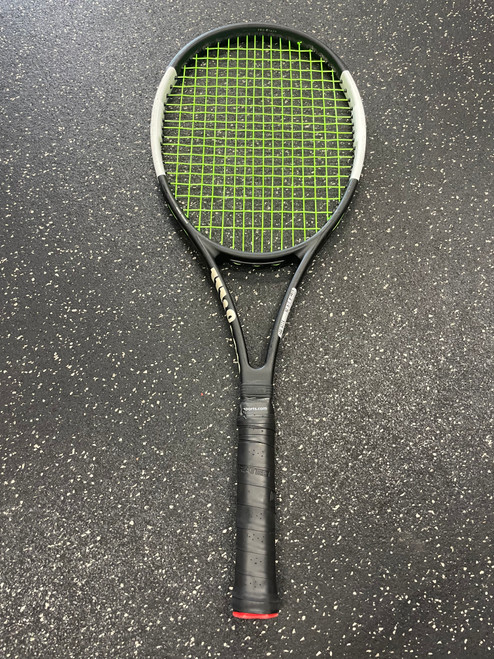 Used Wilson PRO STAFF 97L RQT Adult Tennis Racquet Black 4 1/4" 11726-S000281497